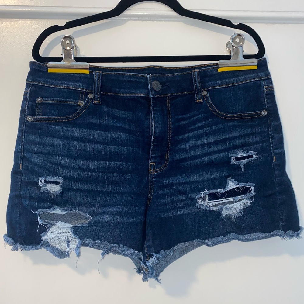American Eagle Ne(x)t Level Stretch Distressed Denim Shorts - 16